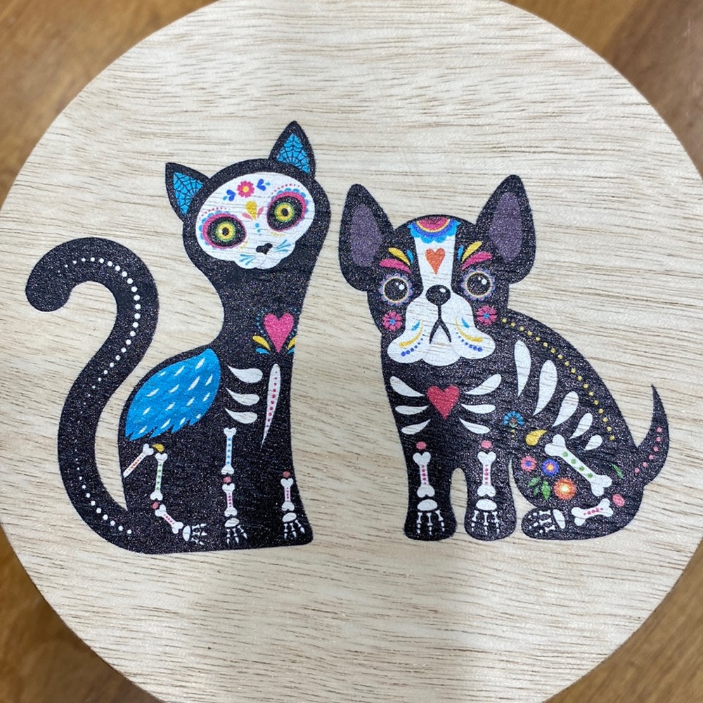 NWOT.  Sand + Paws, 2-wick, 12oz., jar candle with lid.